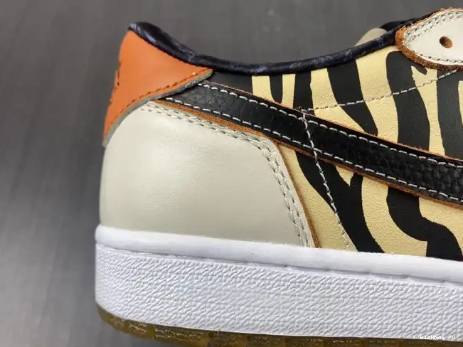 Cheap MAX Year of the DH6932-100 OG Low Air 1 Jordan Tiger 0607